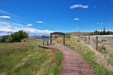 Obraz premium The gate to Laguna Nimez Reserva in El Calafate, Patagonia, Argentina