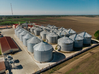 Very large grain elevator filmed from a bird's eye view