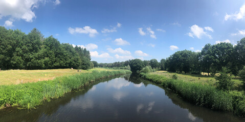 Fototapeta na wymiar Beneden regge river panorama