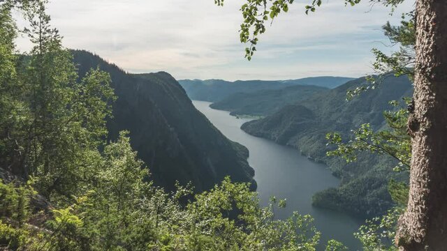 Time lapse: beautiful Norwegian highlands, mountains and Telemark lake