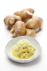 生姜と生姜のすり下ろし