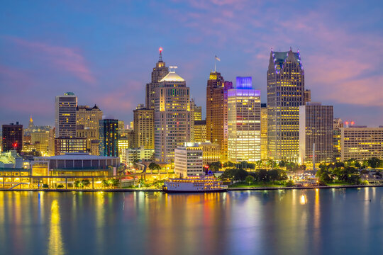 Cityscape of Detroit skyline in Michigan, USA at sunset