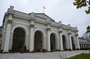 Busko Zdrój , puste ulice ,covid 19 Busko Zdrój , jesień 2020 Busko Zdrój , Busko Zdrój bez ludzi , bez ludności ulice , Busko Zdrój bez kuracjuszy , puste Park Zdrojowy w Busku Zdroju , Park w Busku © Szymon