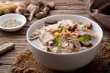 Boiled rice with pork rib soup with shitake mushroom