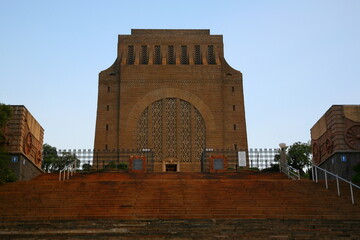 Obraz premium View of Voortrekker Monument on Monument Hill under sunset in pretoria, South Africa.