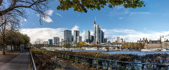 Foto auf Acrylglas Antireflex Skyline panorama of the Frankfurt  Germany skyline on a autumn day along the banks of the river Main 