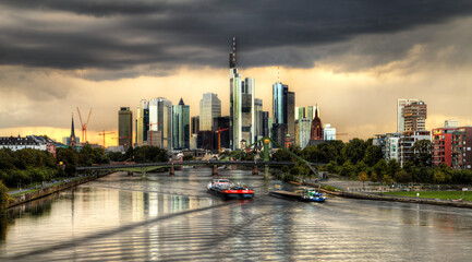 Obraz premium The beautiful Frankfurt Skyline in Germany