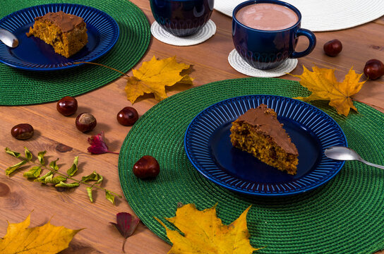 Carrot pie and cocoa - pefect dessert for autumn afternoon