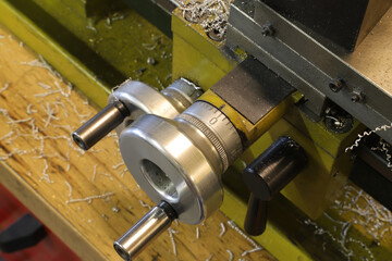 handle with scale of a lathe