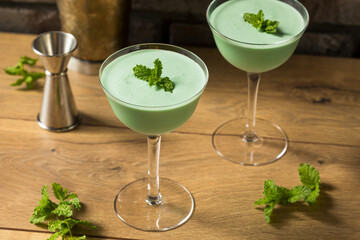 Frozen Boozy Mint Grasshopper Cocktail