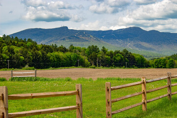 Fototapeta na wymiar Mount Mansfield in Stowe, Vermont