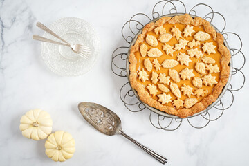 Pumpkin pie with leaf detail