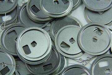 Aluminium parts from old disks to be recycled