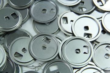 Aluminium parts from old disks to be recycled