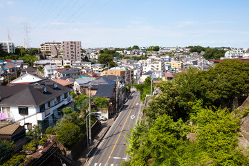 Obraz premium 住宅街と青空