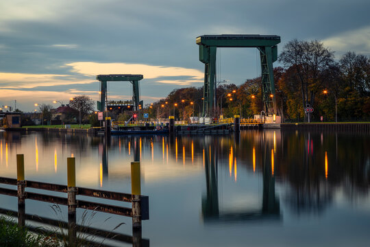 Schleuse Flaesheim am Wesel-Datteln-Kanal bei Haltern am See