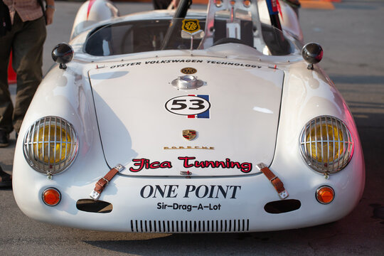 Vintage Porsche 550 Spyder Race Car