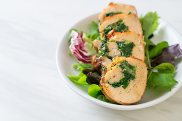 chicken breast stuffed with cheese and spinach