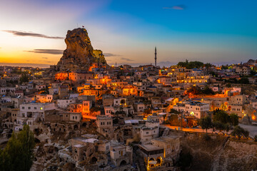 Ortahisar natural rock castle and town, Cappadocia, Turkey. - obrazy, fototapety, plakaty