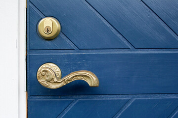 la porte bleue