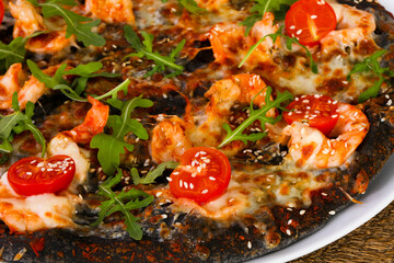 Pizza with prawns