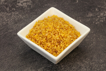 Vegetarian cuisine - dry bulgur for cooking