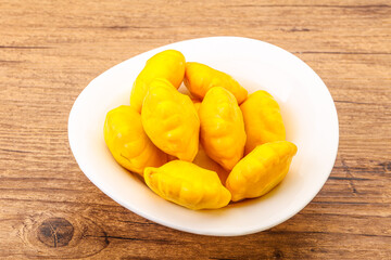 Marinated patissons in the bowl