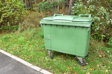 Large garbage container