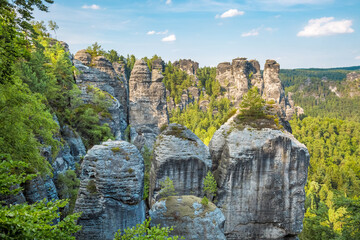 Felsen im Elbsandsteingebirge an der Bastei
