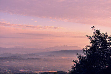 福島県、磐梯町から望む猪苗代湖、布引高原方面