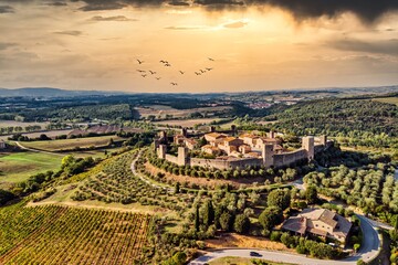 Fototapeta na wymiar Tuscan Landscape Vista with Ancient Walled City Monteriggioni