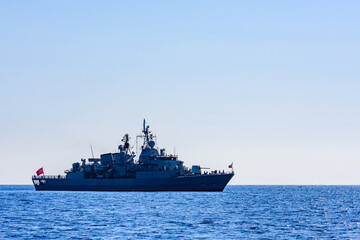 Obraz premium Turkish patrol boat on duty in a mediterranean sea
