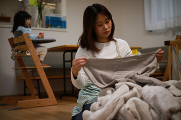 家事に疲れた女性