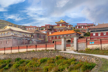 Naklejka premium The amazing view of tibetan buddhist academy and monastery - Dongga Temple on Tibet