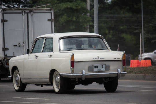  Private Old  Car, Peugeot 404.