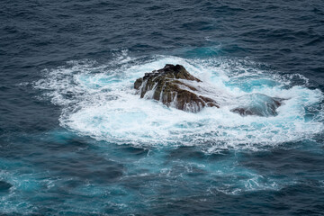 Obraz premium Azores, when rock formation meets the sea in Flores Island on the Azores