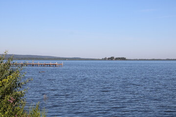 Blick auf das Steinhuder Meer mit der Insel Wilhelmstein