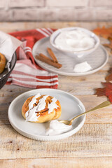 Cinnamon buns with chocolate chips