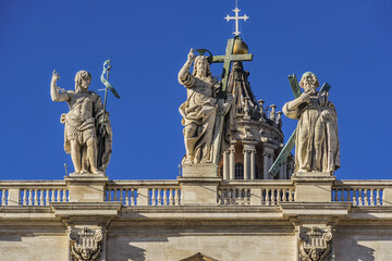 Obraz premium St. Peter's Basilica (Consecrated 1626). Papal Basilica of St. Peter in Vatican - the world's largest church, is the center of Christianity. Vatican.
