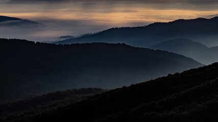 Obraz premium Monumentalny krajobraz górski, Bieszczady, Polska