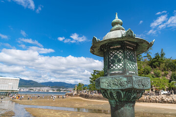 安芸の宮島 厳島神社 灯篭