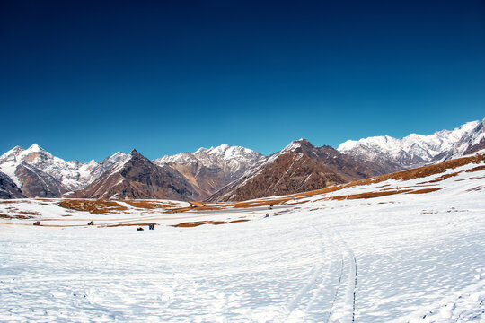 Himalaya mountain landscape at the Manali india