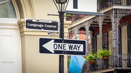 Obraz premium Street Sign to LANGUAGE COURSE