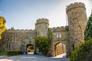 Obraz premium View of the courtyard with towers, walls and archs of the Vorontsov Palace. It was built in Moorish style in the 19th century on the Crimean Peninsula