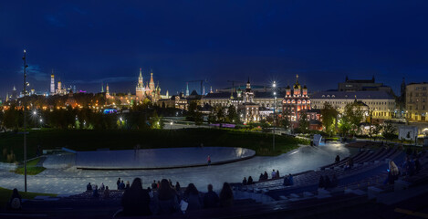 Fototapeta na wymiar Moscow. October 10, 2020. The beautiful night view of the Kremlin, churches and temples from the steps of the open-air stage in the Zaryadye Park.