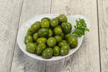 Green Campo Real olives in the bowl