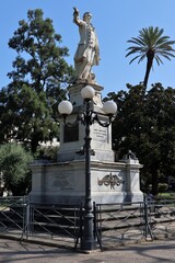 Fototapeta premium Caserta – Statua in Piazza Vanvitelli