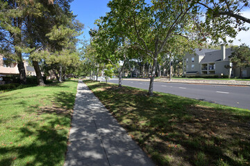 アメリカの計画住宅地：レッドウッド・ショアーズの街並み