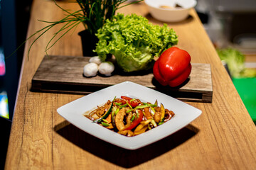 Yakisoba with chicken