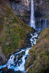 紅葉の日光　華厳の滝　観瀑台にて